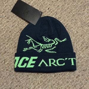 Palace X Arc’teryx beanie